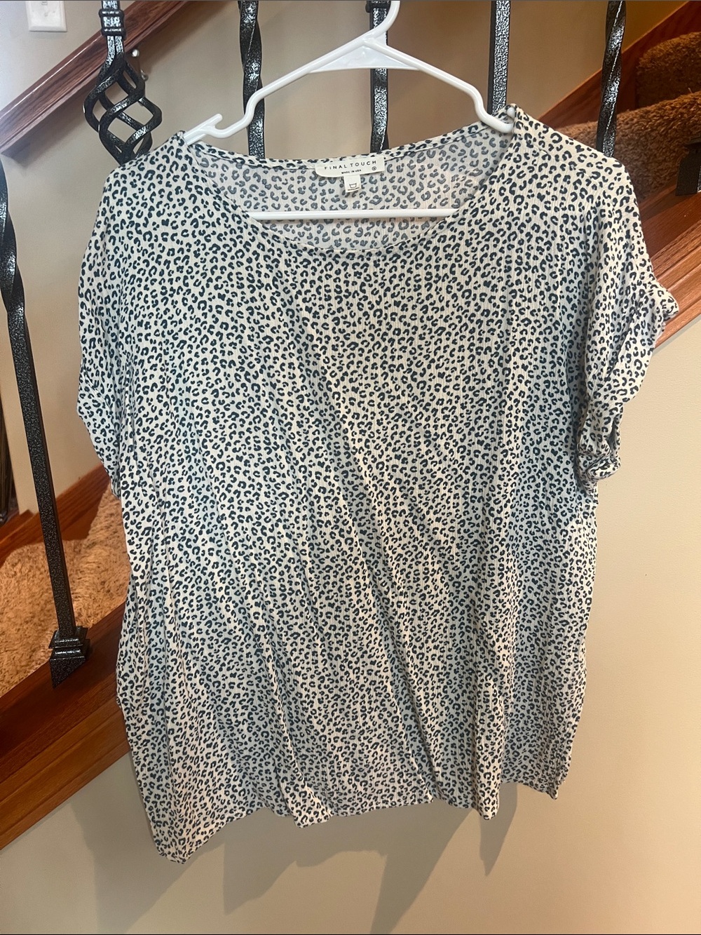 Short Sleeve Leopard Print Top - White/cream